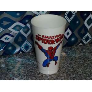   AMAZING SPIDER MAN 1975 Vintage 7 Eleven Slurpee Cup 