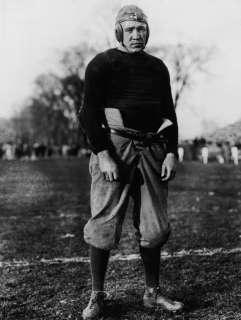 KNUTE ROCKNE UNIVERSITY OF NOTRE DAME COACH COLLEGE FOOTBALL HALL OF 
