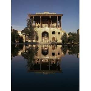  Ali Qapu Palace, Unesco World Heritage Site, Isfahan, Iran 