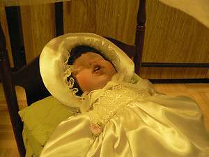   PORCELAIN SLEEPING BABY DOLL W/BED/CANOPY 1950S MINT CONDITION TOY