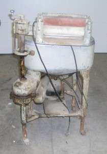 Antique Maytag Wringer Washer Washing Machine 1928  
