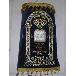  Arch Design Torah Mantle Gold 