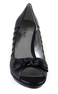 Nine West Womens Sandals Sheerluck Black Leather Open Toe Pump  