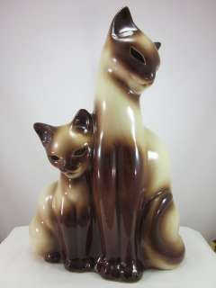   Kron Ceramic Siamese Cat Figurine TV Lamp w Glowing Eyes COOL  