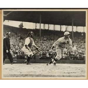   ,Frank Frisch,Gabby Hartnet,baseball,1930 