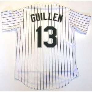 Ozzie Guillen Chicago White Sox Jersey   Medium  Sports 