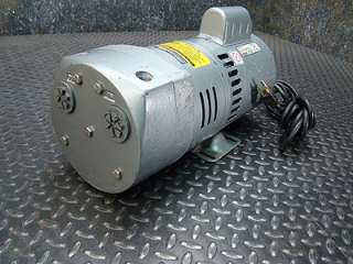 Gast Rotary Vane Vacuum Pump 0823 101Q G271X 1/2 HP  