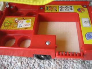 Vtg Fisher Price Little People Pop Up Camper and Jeep #992 Nice 1979 