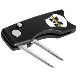  University of Michigan Wolverines Spring Action Divot Tool 