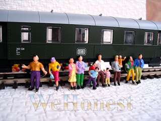 100 pcs HO scale Painted Figures / People / Passengers ( approx. 19 