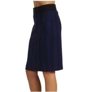  BCBG MAXAZRIA, black/blue herringbone skirt, size small 