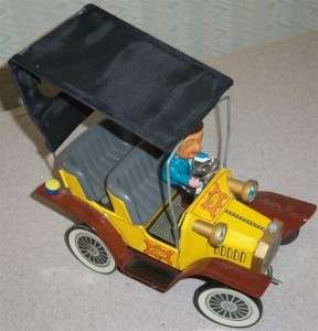   1961 Hubley Mr. Magoo Battery Operated Tin Litho Car w/ Box NR  