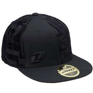  One Industries Blockhead Fitted Hat   7 1/4 /Black 
