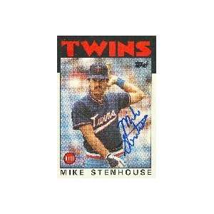  Mike Stenhouse, Minnesota Twins, 1986 Topps Autographed 