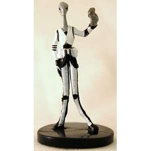 com Star Wars Miniatures Kaminoan Medic # 31   Masters of the Force 