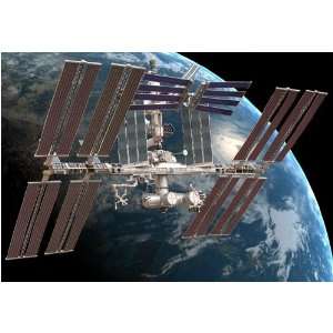  International Space Station Model Kit Toys & Games