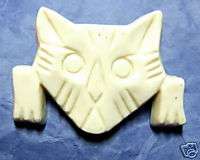 CELLULOSE ACETATE CARVED PLASTIC KITTY CAT KITTEN PIN  