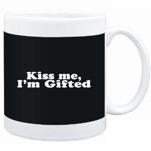  Mug Black  Kiss me, Im gifted  Adjetives Sports 