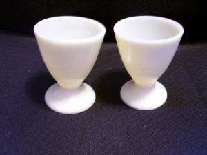 egg cups would make an excellent addition to any collection