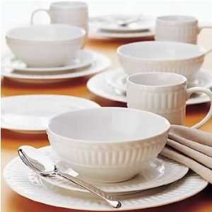  Arctica 32 Pc. Dinnerware Set