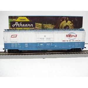   Chocolate Refrigerated Boxcar #42628 HO Scale by Athearn Toys & Games