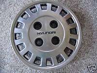 1986 86 Hyundai Excel wheel cover hub cap hubcap 13  