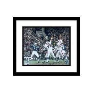  Johnny Unitas Indianapolis Colts NFL Passing Framed 8 x 