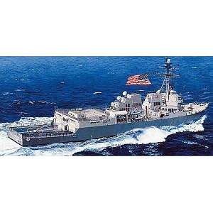  1/350 USS Momsen DDG 92 Toys & Games