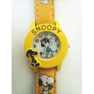   color YELLOW Snoopy Peanuts Wrist Watch Leather