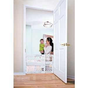  Evenflo 5203200 Memory Fit Gate Baby
