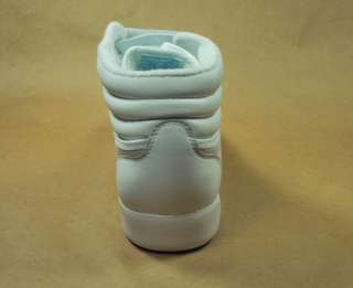 REEBOK Freestyle Hi Comfort Sneakers White Women Size Tennis Shoes 2 