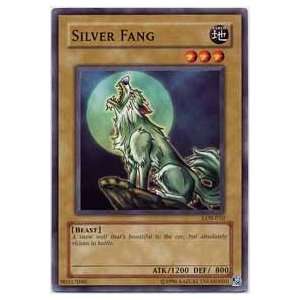   Blue Eyes White Dragon Silver Fang LOB 010 Common [Toy] Toys & Games