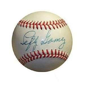  Lefty Gomez Autographed Baseball (JSA)   Autographed 