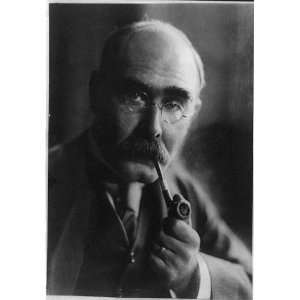  Joseph Rudyard Kipling,smoking pipe,English poet,novelist 
