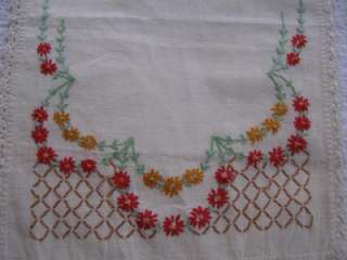 Vintage Antique Floral Embroidery Embroidered Dresser Scarf with Lace 