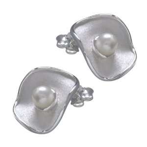   Stud Earrings white Flower small sandblasted with Pearl OWS Jewelry