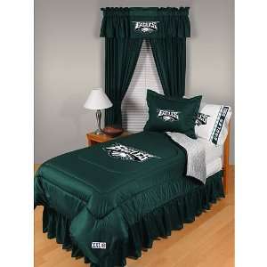   Room Queen / Full Comforter by Sports Coverage