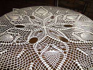 LARGE WHITE PINEAPPLE TABLECLOTH DOILY 70 IN  
