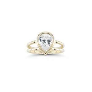  1.83 Cts White Topaz Solitaire Ring in 14K Yellow Gold 5.5 