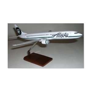  Delta Airlines Airplane Tail Keychain Toys & Games