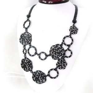  Necklace french touch Camélia black. Jewelry