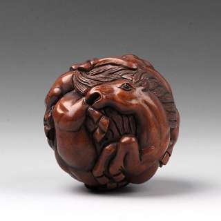 Japanese Craftwork Boxwood Netsuke Carving Rabbit Ball  