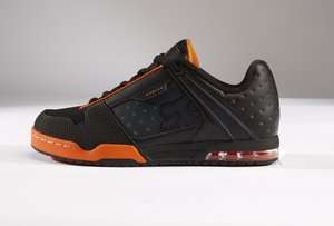 NIB FOX Evolve Deluxe Shoes Black & Orange size 8 65091 016 8 
