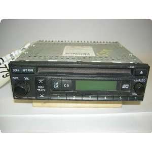  Radio  OUTLANDER 05 06 receiver, (AM FM stereo CD player 