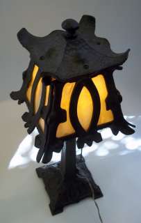 VINTAGE 1900,ARTS & CRAFTS WROUGHT IRON SLAG GLASS LAMP  