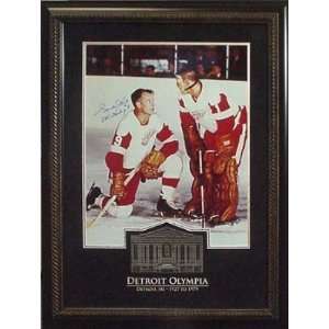 Terry Sawchuk & Gordie Howe Signed 16X20 Etched Mat   W/Sawchuck