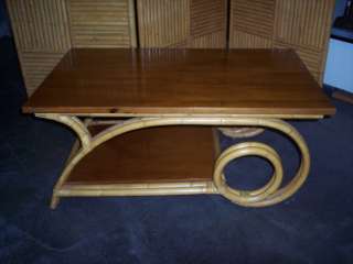    store for more great rattan and carved wood Hawaiian furniture
