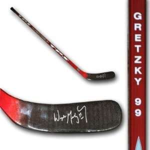  Signed Wayne Gretzky Stick   TPX Authentic WGA 