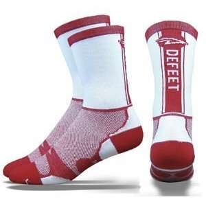 Defeet Levitator Lite Hi Top Socks   Red/White Sports 