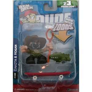   Deck Dude Evolution Zoods Crew #025 Dakota and Hogan Toys & Games